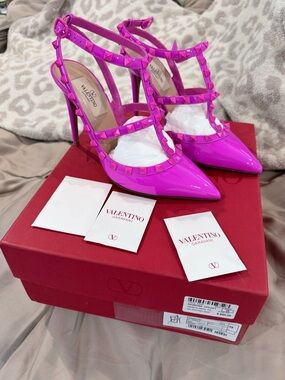 Valentino Fuchsia Patent Leather Rockstud T-Strap Pumps